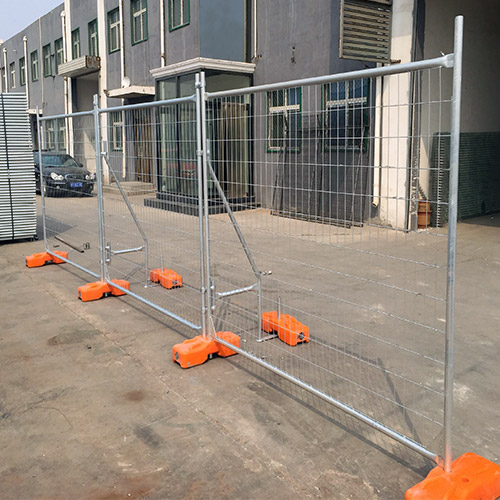 AU-NZ-temporary-fence1