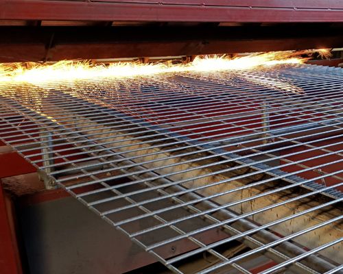 metal fence manufacturer